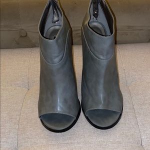 Women’s grey open toe booties